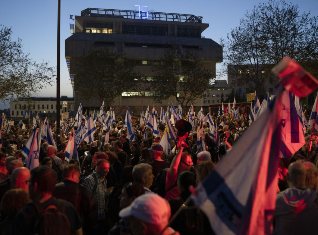 Više od 100.000 ljudi na protestu u Jerusalimu zatražile ostavku Vlade Izraela