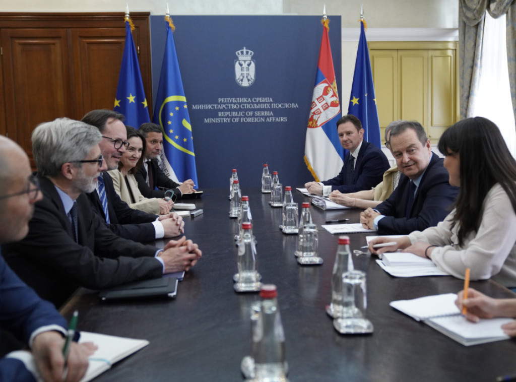 Dacic meets with Bouyx