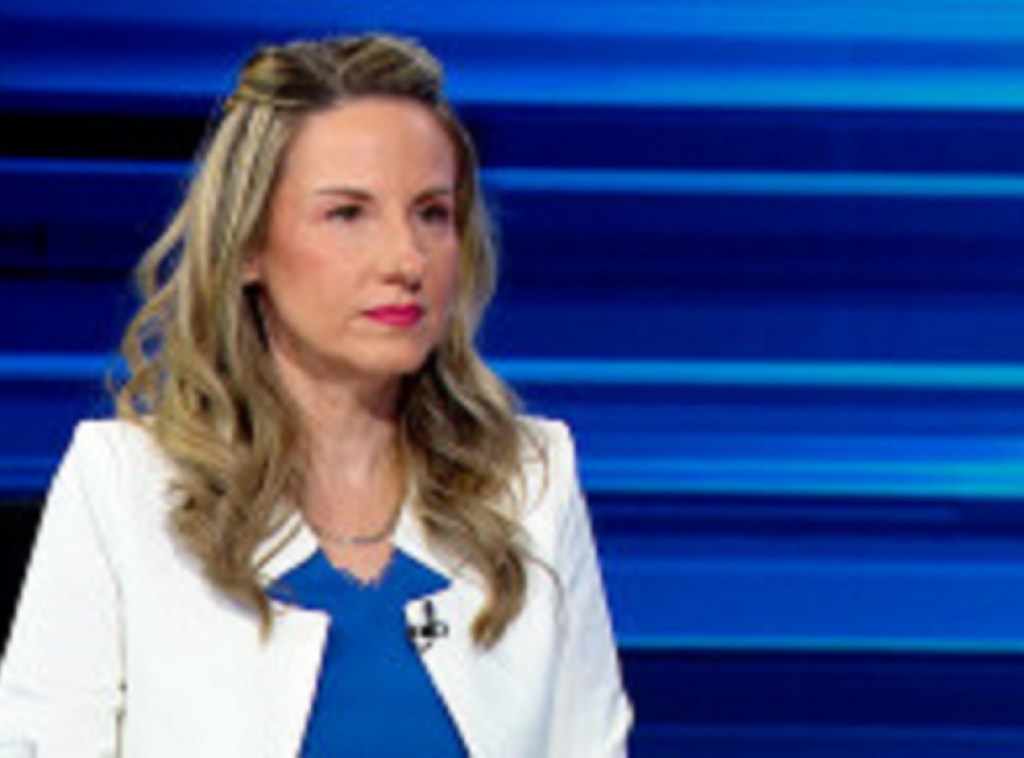 Aleksandra Kolaković: Posetu Vučića Francuskoj treba gledati kroz ekonomske i političke teme