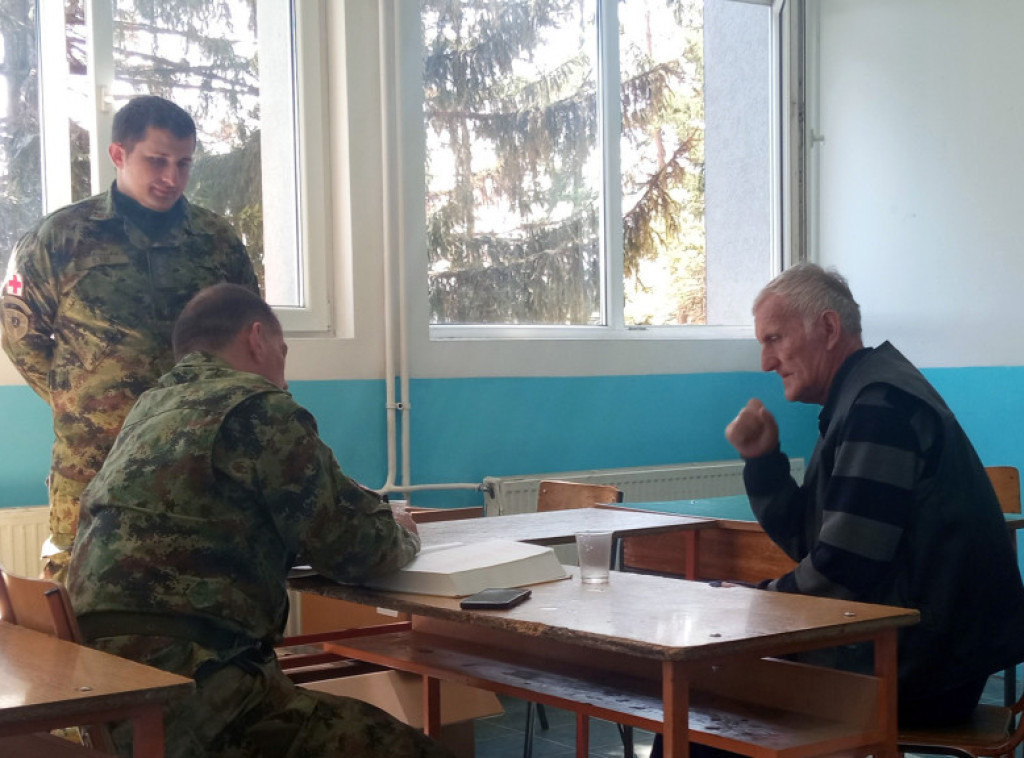 Pripadnici Vojske Srbije učestvovali u projektu „Vojni lekar na selu“