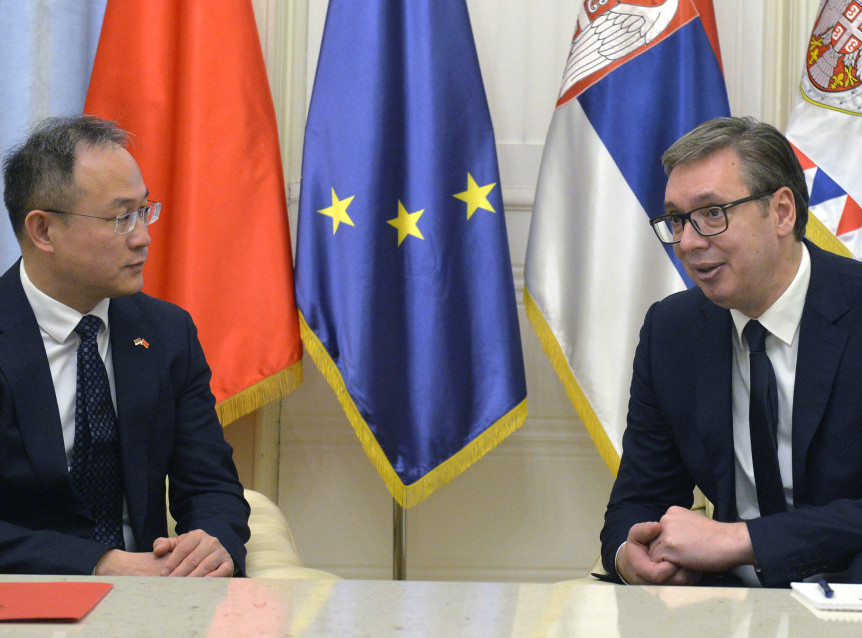 Vucic meets with Chinese ambassador