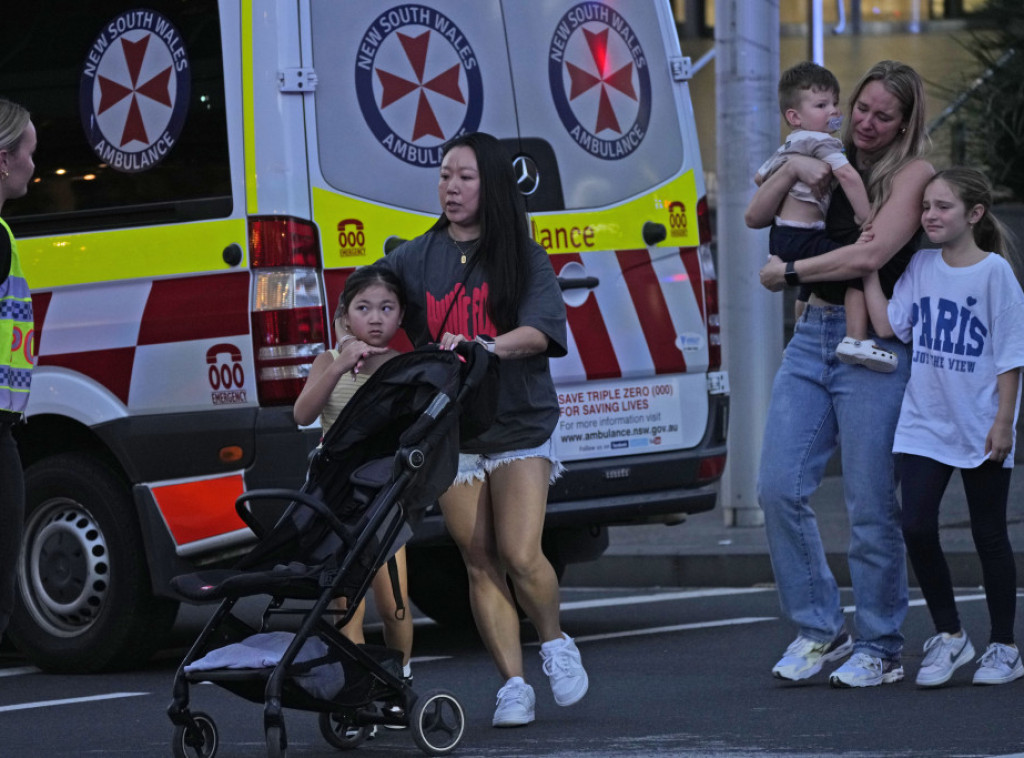 Sidnej: Broj žrtava u napadu u tržnom centru porastao na sedam, majka povređenog deteta podlegla povredama