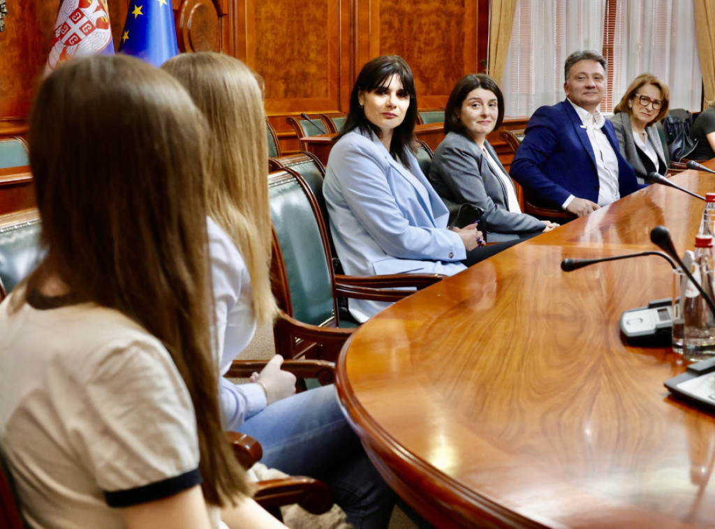 Mihailo Jovanović: Ohrabriti devojčice da biraju IKT sektor kao svoju buduću profesiju