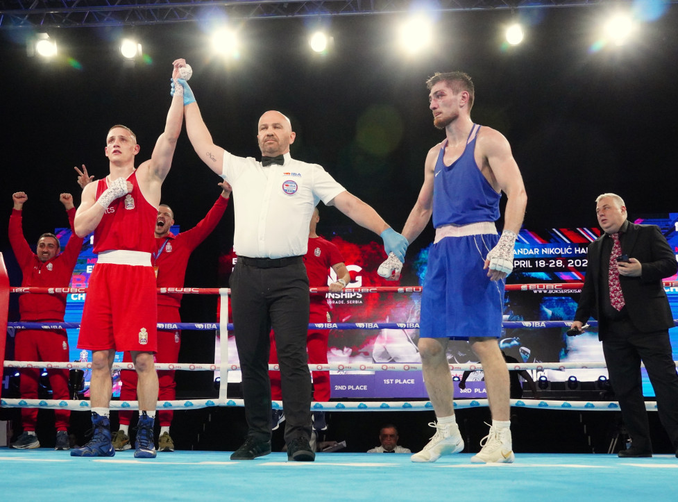 Srpski bokser Jovan Nikolić prvak Evrope, Simiću i Veletiću srebrne medalje