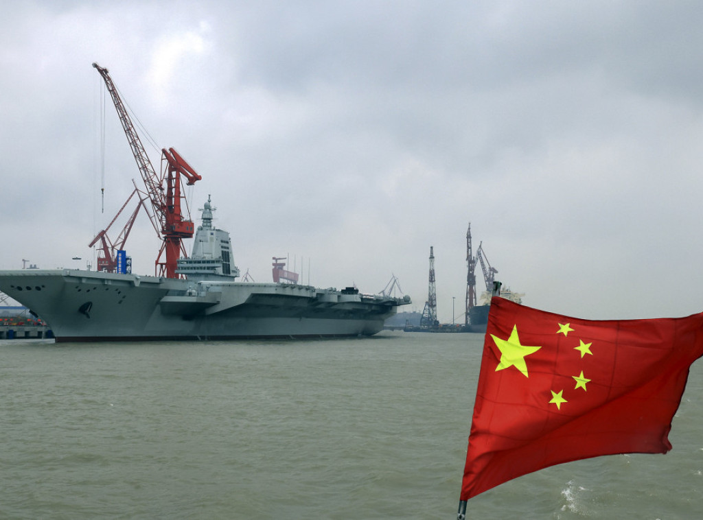 Kineski nosač aviona krenuo na prva pomorska ispitivanja