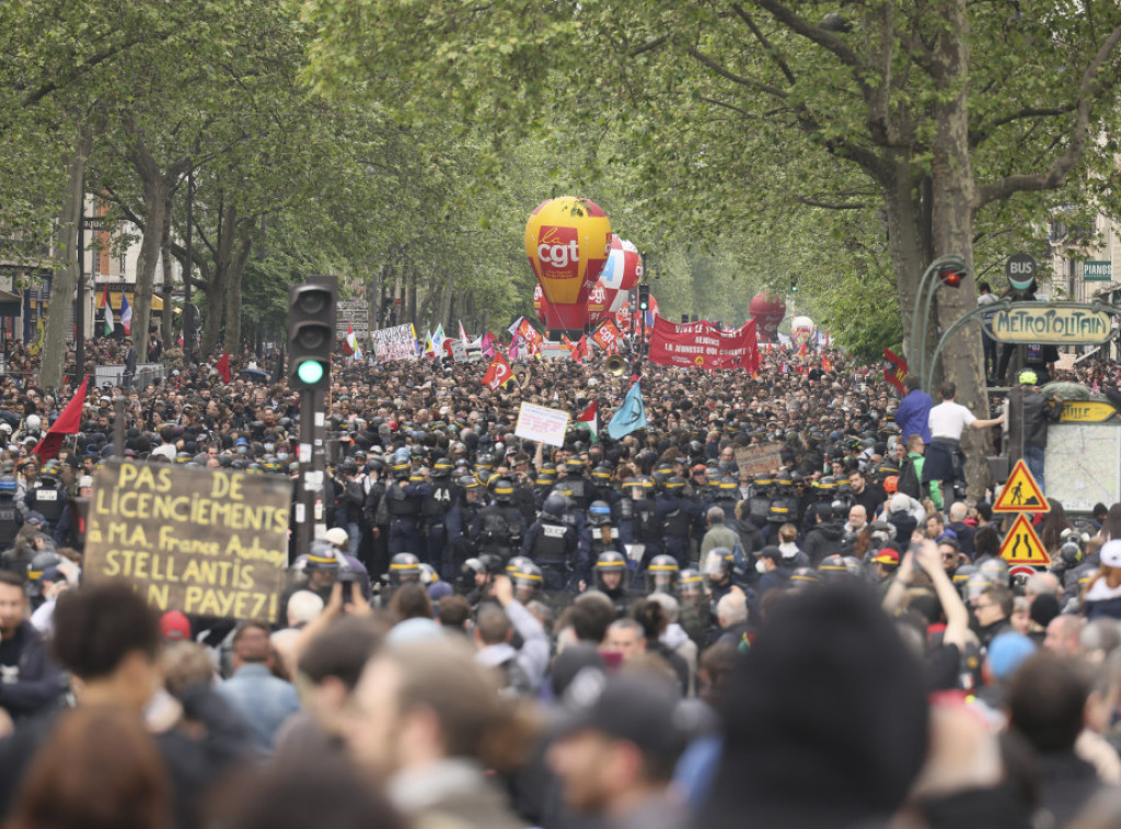 Sindikati: Više od 200.000 demonstranata širom Francuske