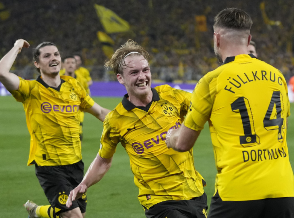 Liga šampiona: Filkrug postigao gol za pobedu Dortmunda, PSŽ u Parizu mora da juri "gol minusa"