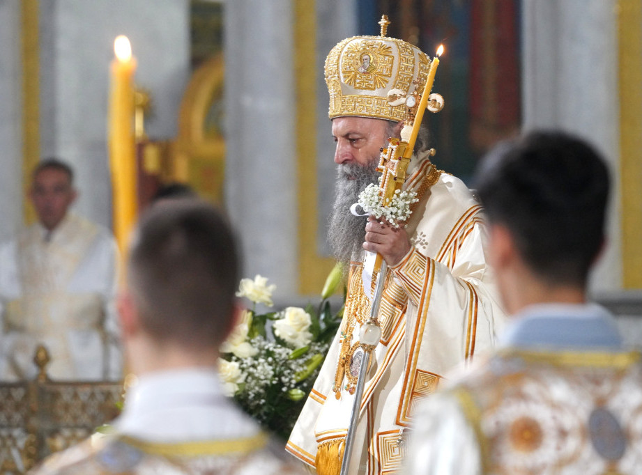 Porfirije krstio mlade svetosavce u hramu Svetog Simeona Mirotočivog