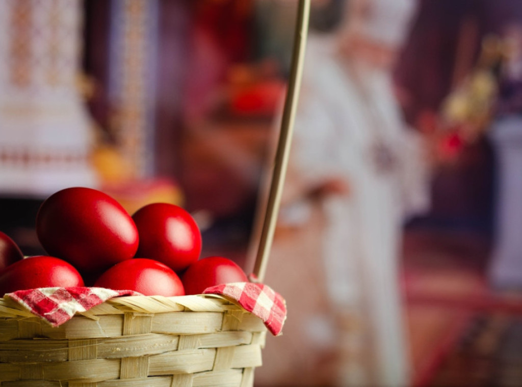 Pravoslavni vernici danas slave Vaskrsni ponedeljak