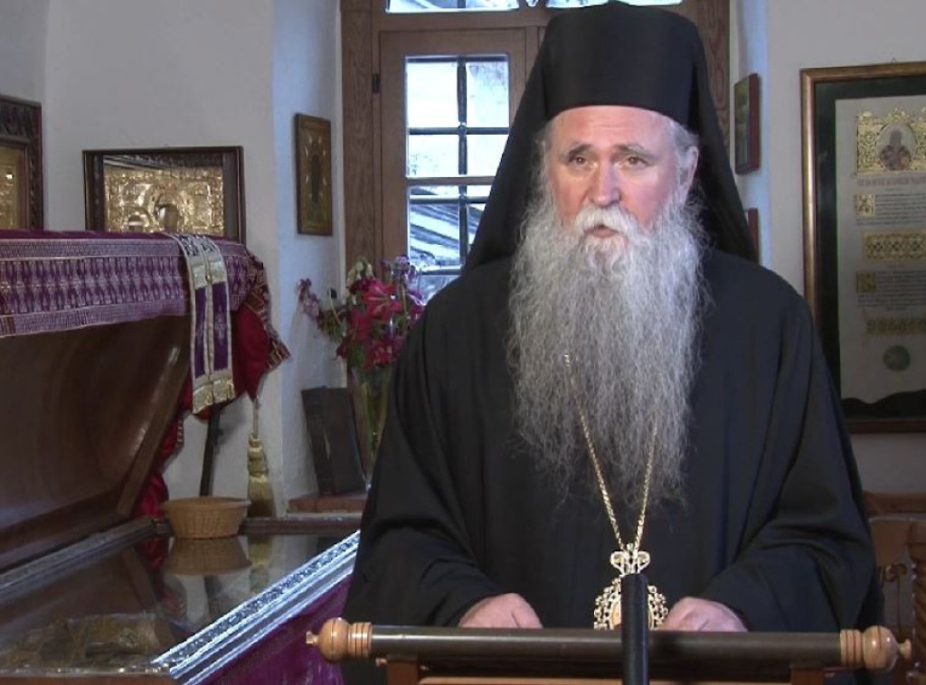 Mitropolit Joanikije: Papu ćemo pamtiti po učenju da se dijalogom dolazi do rešenja sukoba