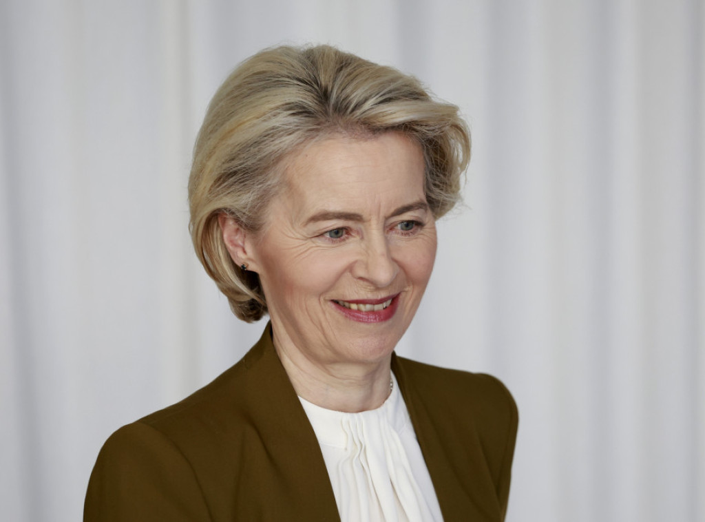 Ursula fon der Lajen čestitala Siljanovskoj Davkovoj na izboru za prvu predsednicu Severne Makedonije