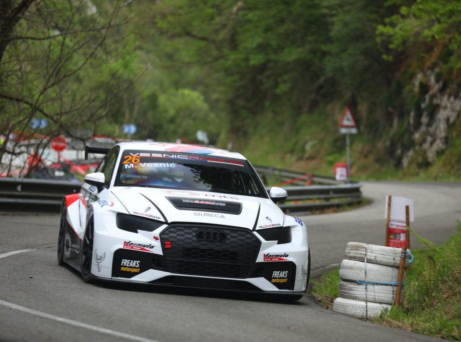 Srpski automobilista Milovan Vesnić treći na trci FIA šampionata Evrope u Švajcarskoj