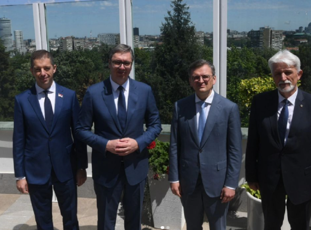 Aleksandar Vučić razgovarao sa Dmitrom Kulebom o evropskom putu i uspostavljanju mira