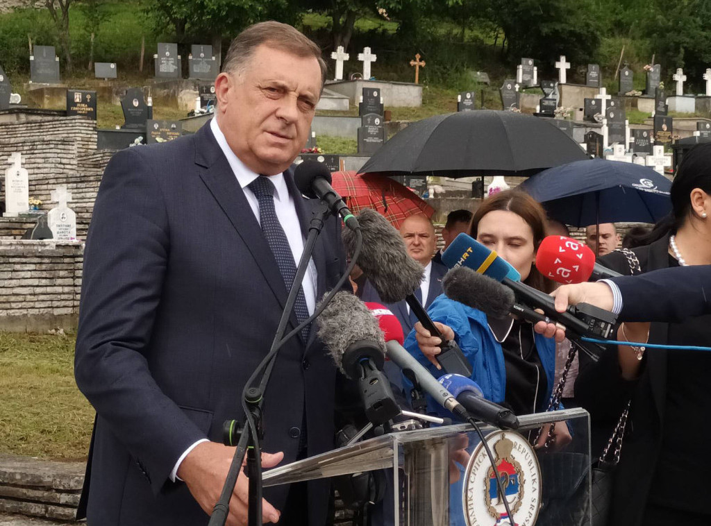 Dodik: Skrećemo pažnju na istorijsku nepravdu učinjenu srpskom narodu
