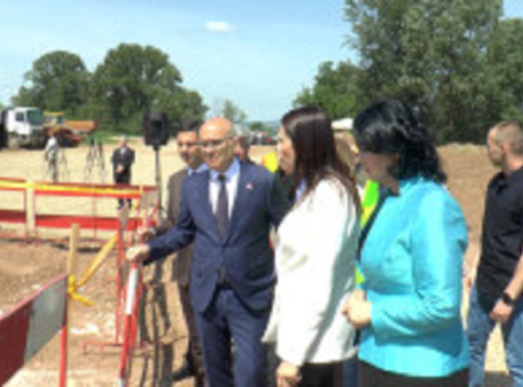 Miloš Vučević i Irena Vujović obišli radove na izgradnji kanalizacione mreže u Nišu
