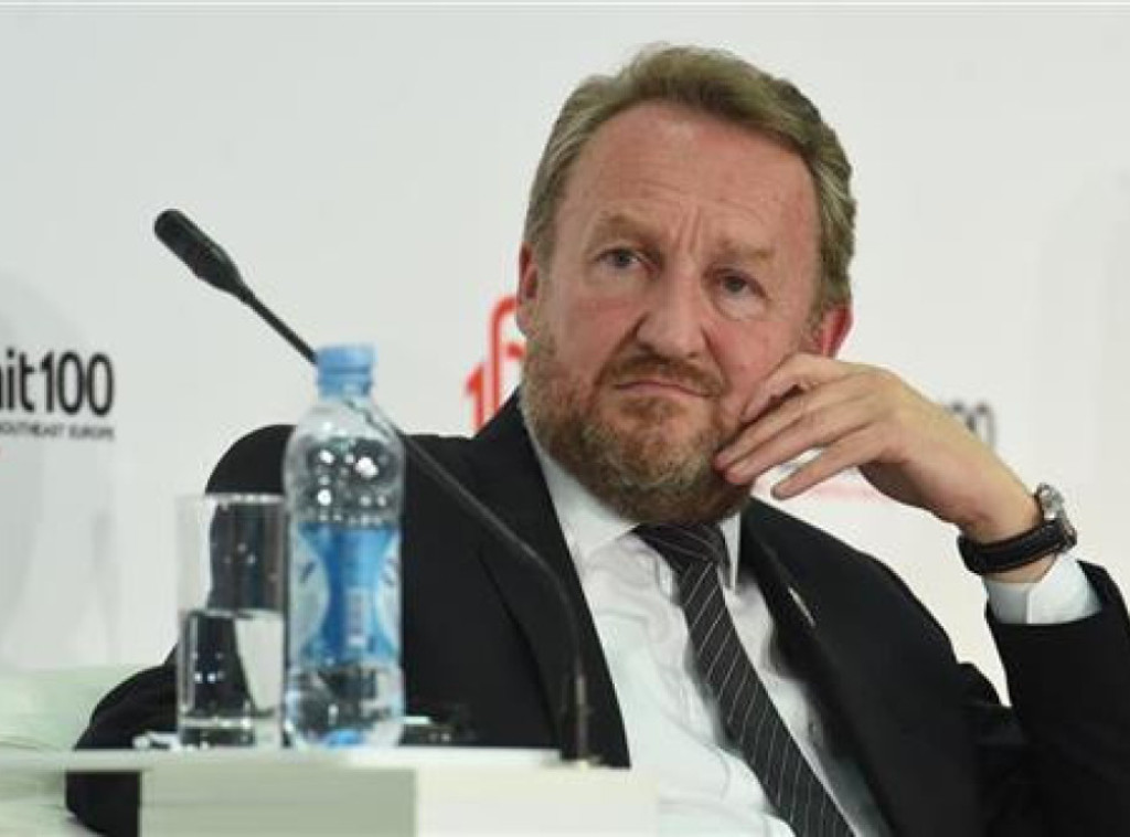 FBiH: Izetbegović podržao blokadu graničkog prelaza Gradiška, pa se obrušio na Dodika