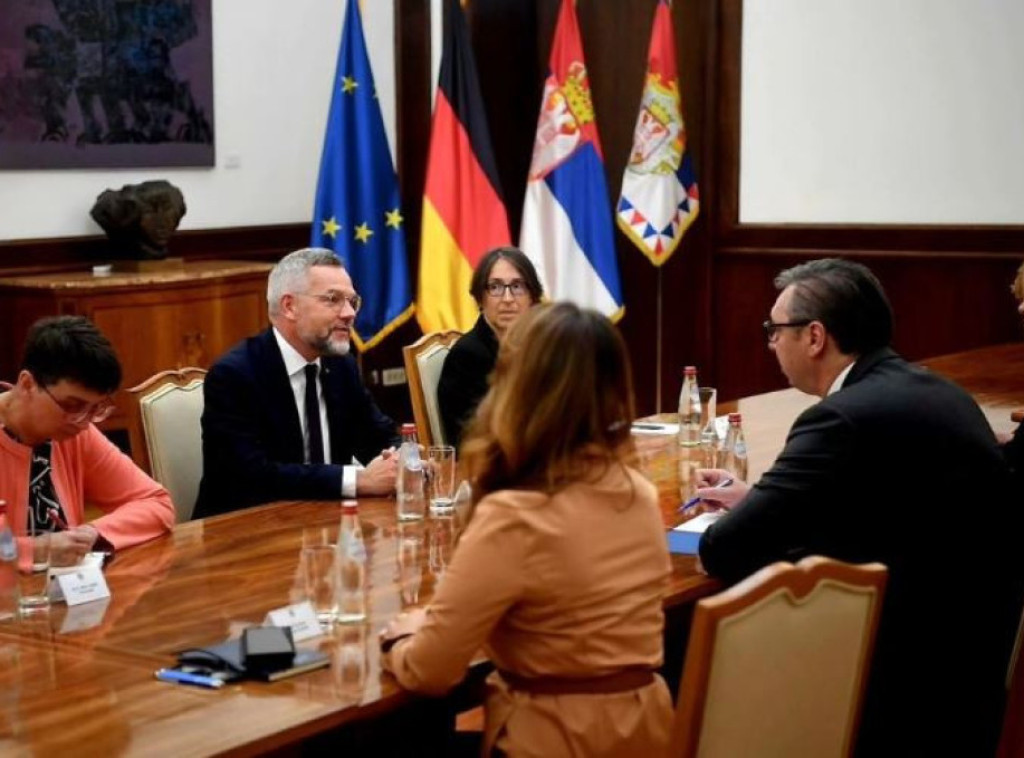 Vucic: Very open, difficult discussion with Roth