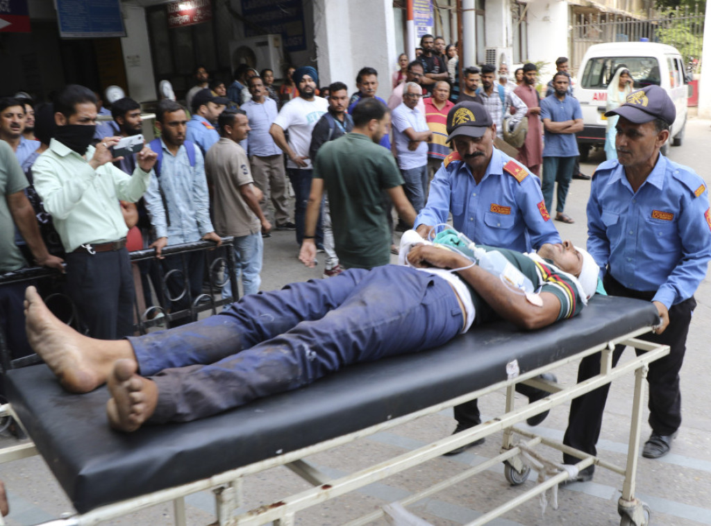 U autobuskoj nesreći u Indiji poginuo najmanje 21 hodočasnik, desetine ranjene