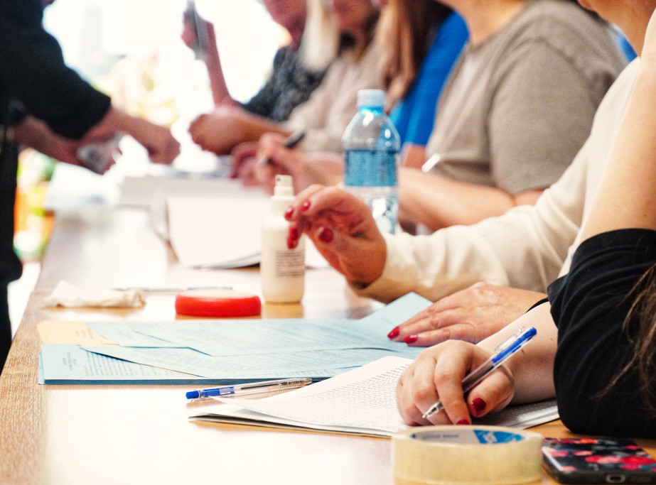 U Negotinu, Mionici i Sečnju danas lokalni izbori
