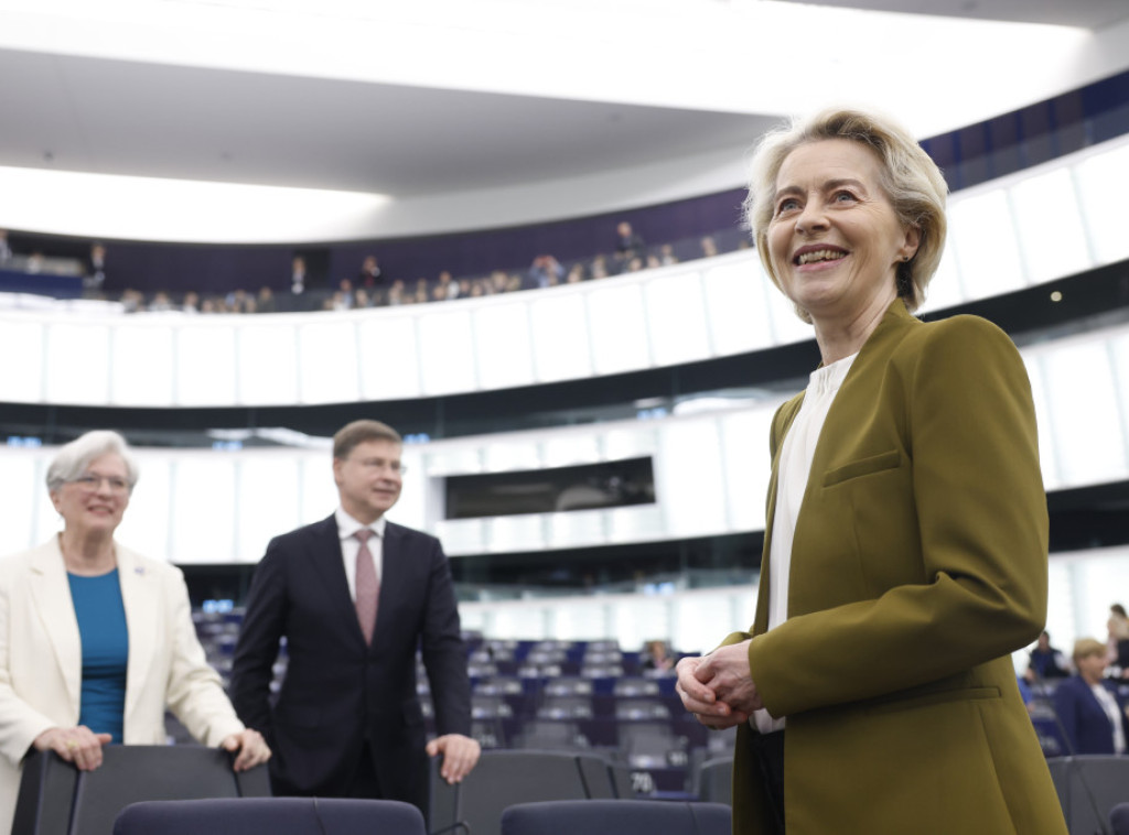 Politiko: Fon der Lajen fale glasovi da ostane predsednica Evropske komisije