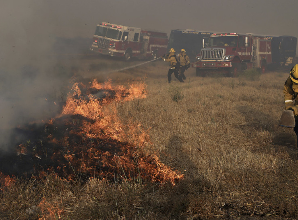 Požar u Kaliforniji ugašen na 50 odsto zahvaćene površine
