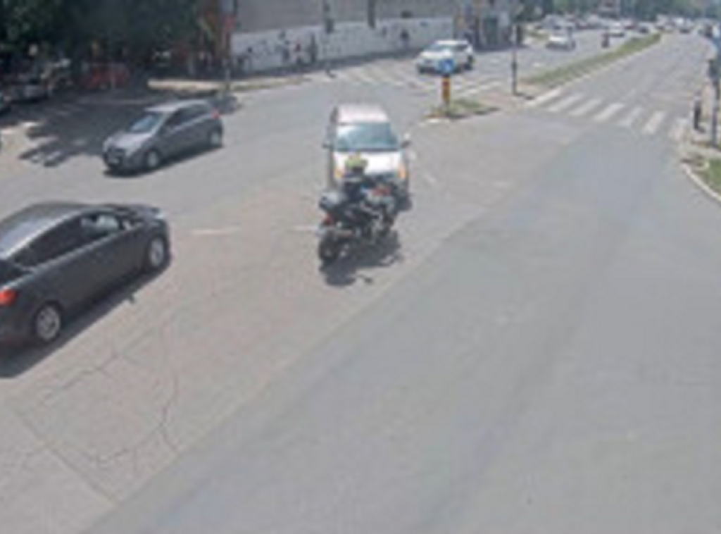 Vozač pod dejstvom narkotika u Novom Sadu udario policajca na motociklu