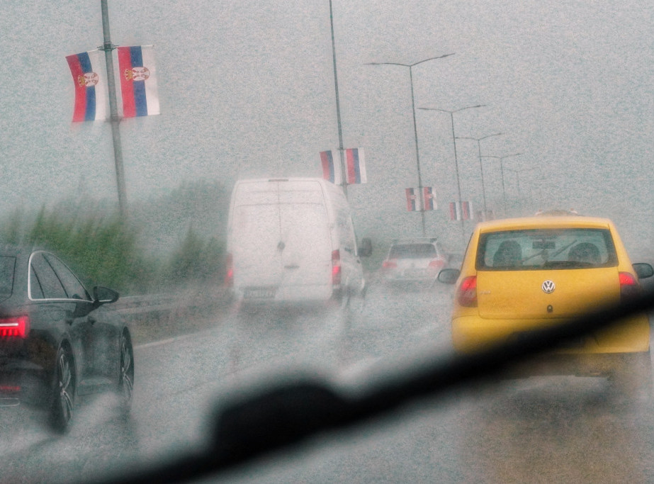 AMSS: Vožnja danas može biti otežana zbog padavina i jakog vetra