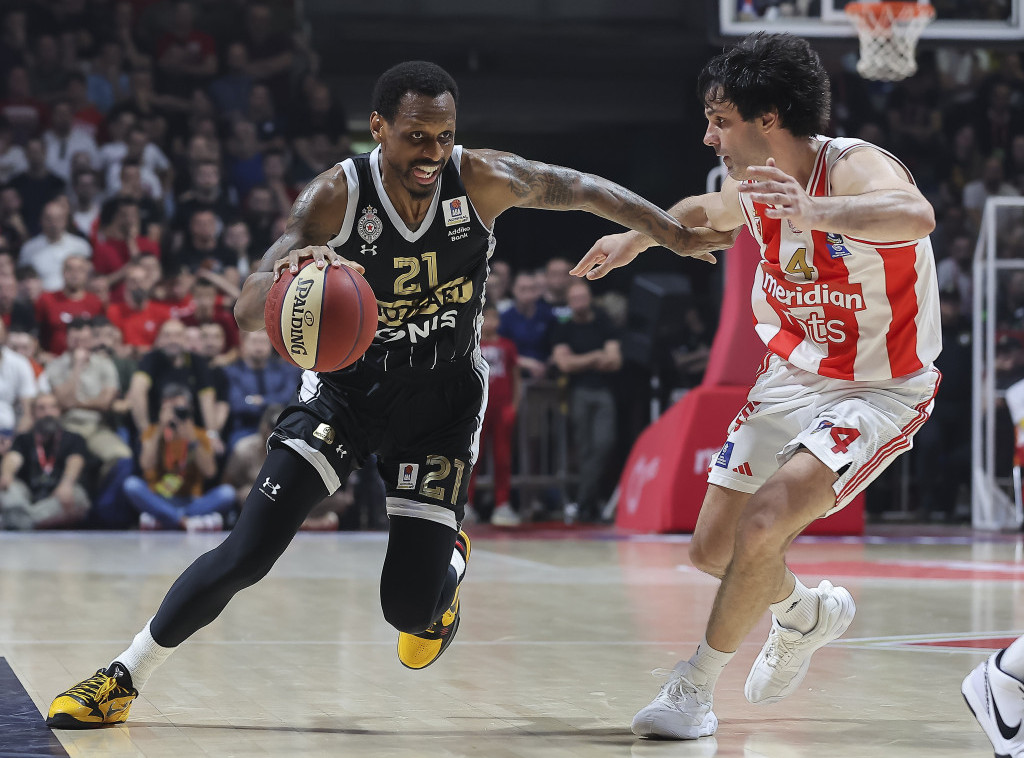 Džejms Naneli novi košarkaš AEK-a iz Atine