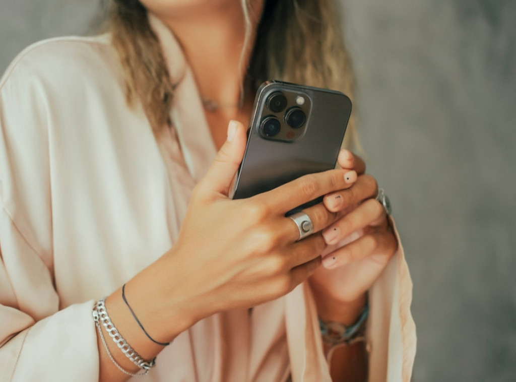 Poreska uprava: Od 15 kontrolisanih radnji mobilnih telefona privremeno zatvoreno 13