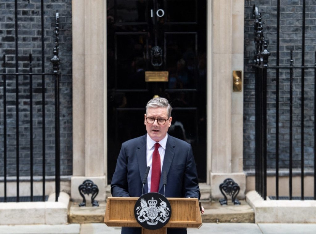 Kir Starmer: Britanija upoznata sa razgovorima između SAD i Irana, što pre okončati sukob