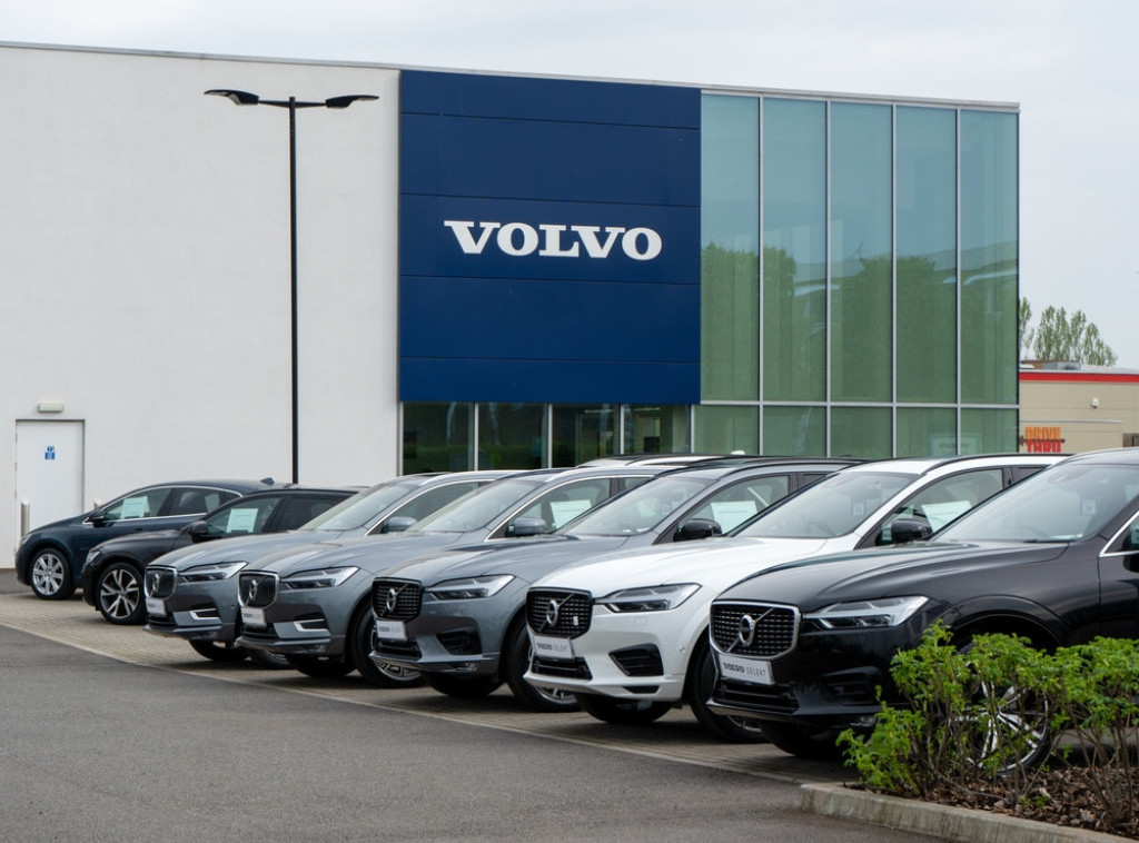 Prodaja kompanije Volvo u aprilu pala za 11 odsto međugodišnje zbog slabe potražnje za električnim vozilima