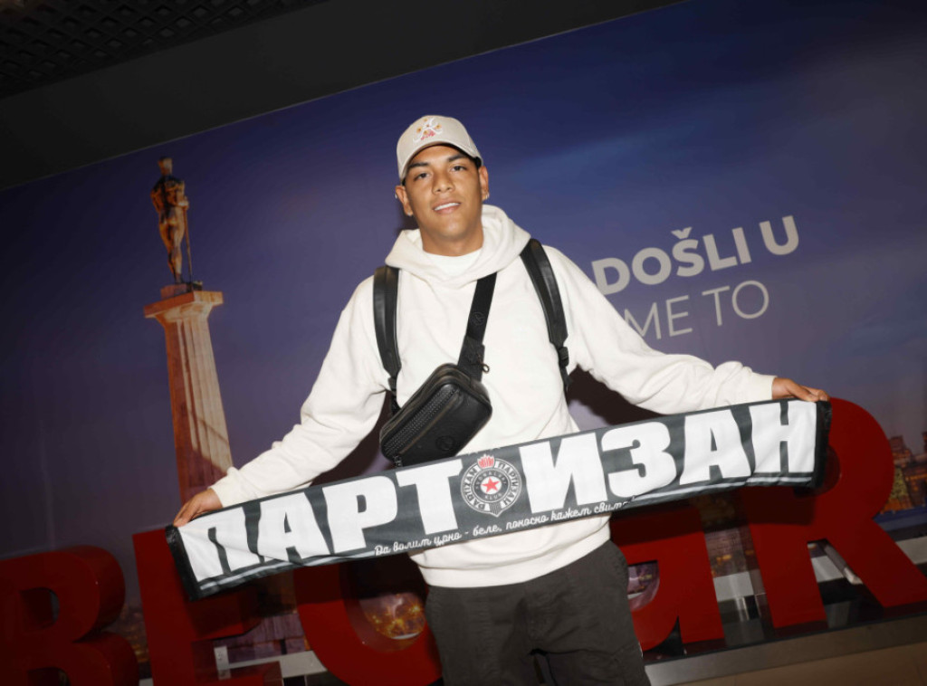 Peruanski fudbaler Žoao Grimaldo prešao iz Partizana u prašku Spartu