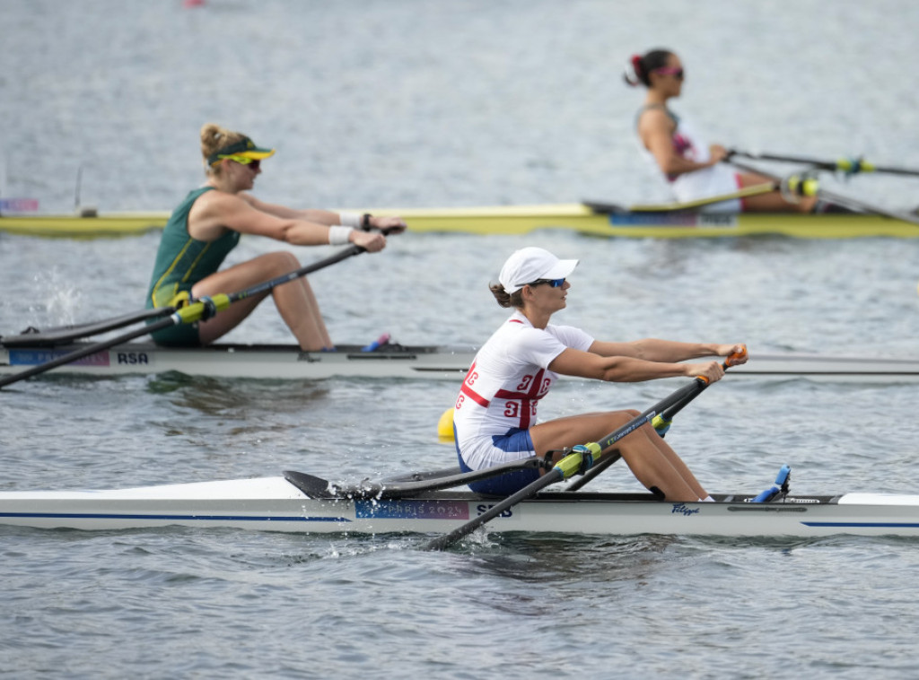 155240_paris-olympics-rowing_f.jpg