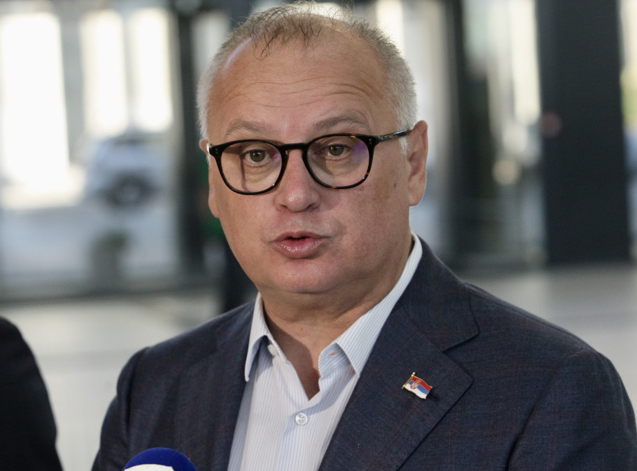 Sud u Novom Sadu odredio Vesiću kućni pritvor, za 12 osoba produžio tu meru