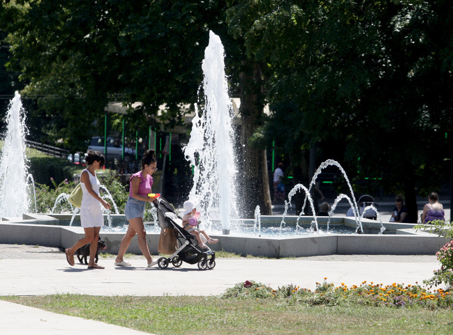 U Srbiji danas suvo i toplo, sa temperaturom do 30 stepeni