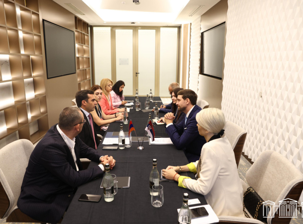 Đerlek sa Aršakjanom o nastavku jačanja srpsko-jermenskih odnosa u svim oblastima