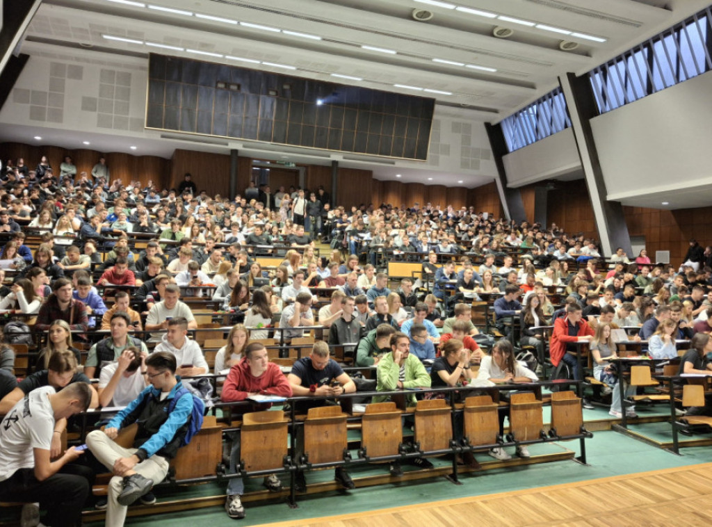 Završen treći upisni rok na Univerzitetu u Beogradu, najveće interesovanje za IT sektor, medicinu i arhitekturu