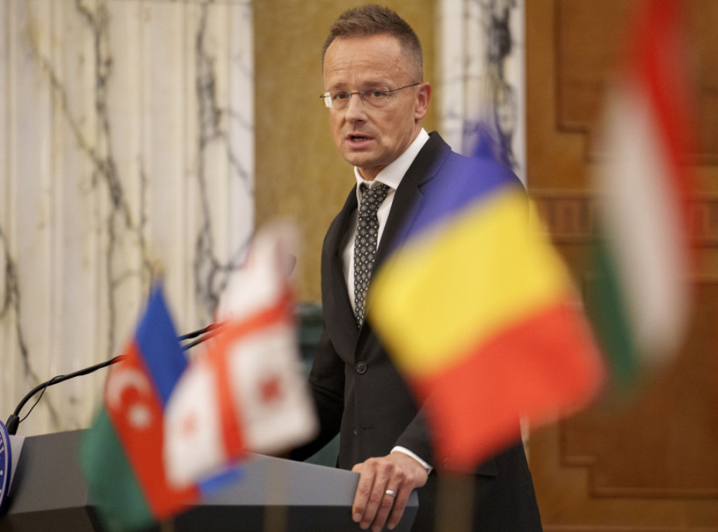Sijarto pozvao zemlje Bliskog istoka da spreče regionalni rat