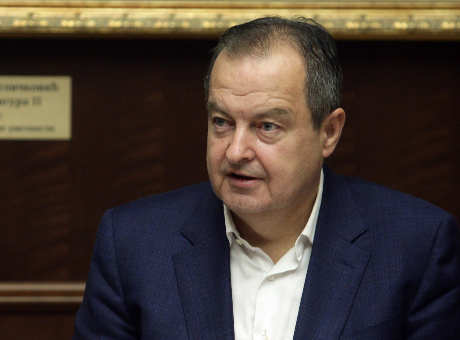 Dačić čestitao Vaskrs patrijarhu Porfiriju, kardinalu Nemetu i građanima