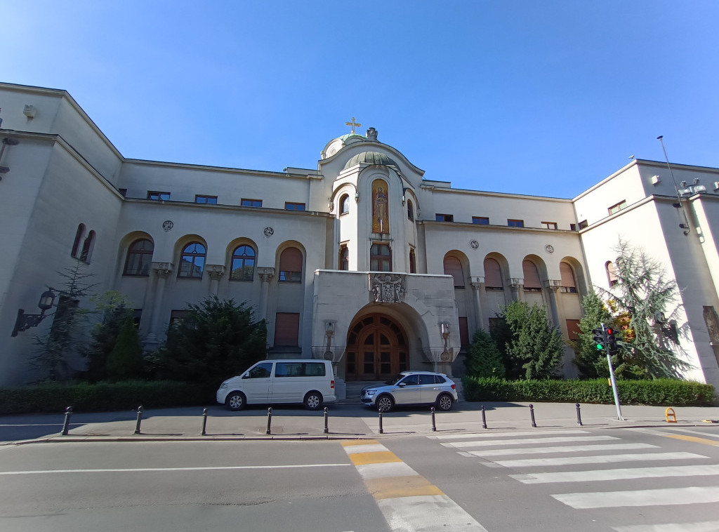 SPC: Pojedini mediji klevetama žele da destabilizuju srpski narod na KiM