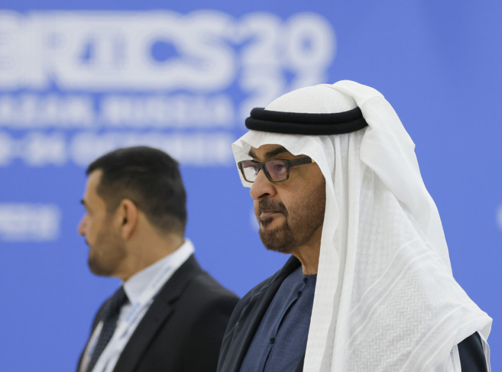 Predsednik Ujedinjenih Arapskih Emirata razgovarao sa premijerom Iraka i španskim kraljem o smirivanju tenzija