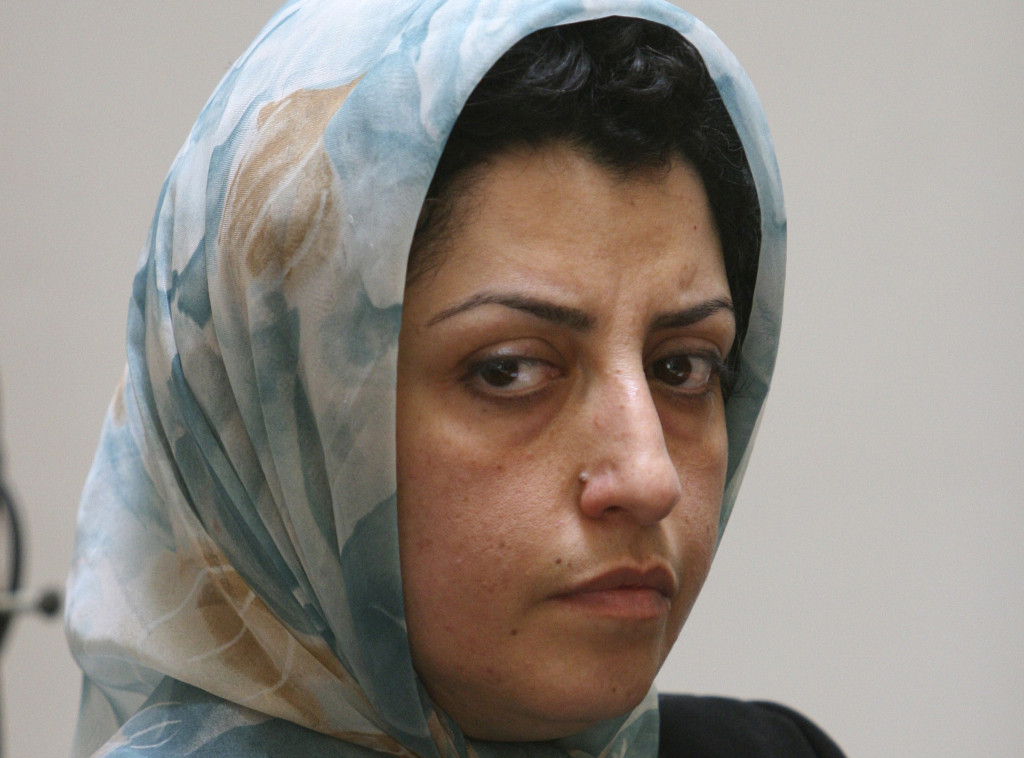 Iranska nobelovka Narges Mohamadi navodno doživela srčani udar u zatvoru, porodica u strahu
