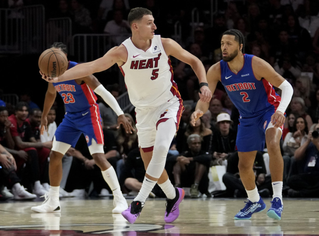 Srpski košarkaš Nikola Jović postigao šest poena u pobedi Majamija protiv Detroita