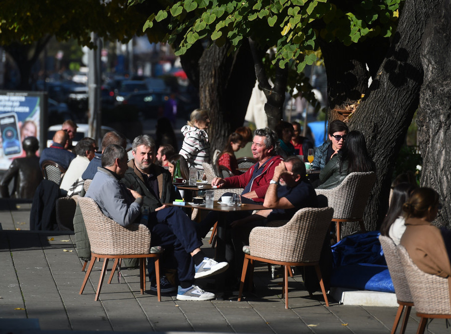 Cene usluga hotela i restorana u septembru veće za 5,1 odsto nego pre godinu dana