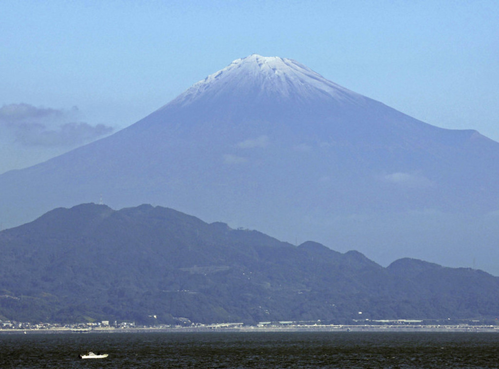 Japanac (102) postao najstarija osoba koja se popela na planinu Fudži