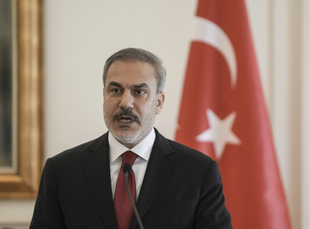 Fidan: U Antaliji sutra sastanak ministara SAD, Turske i Sirije o ukidanju sankcija