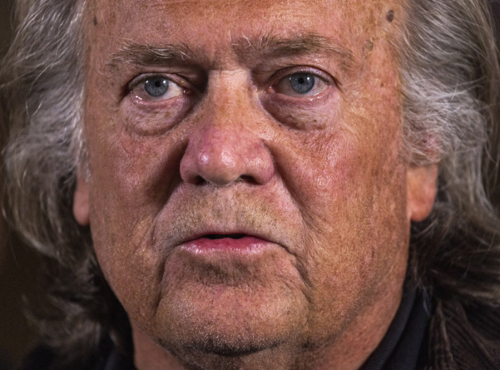 Bivši Trampov savetnik Stiv Benon ponovo na sudu, okrivljen za prevaru