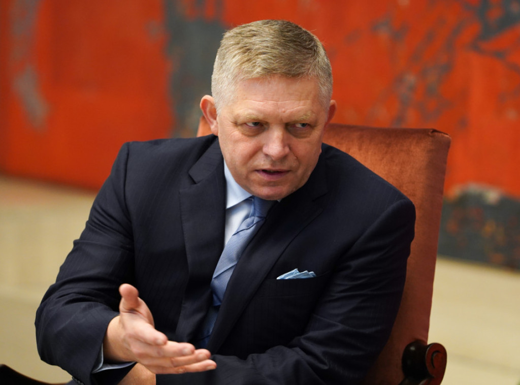 Robert Fico: Zbog posledica povreda u atentatu ne mogu da se vozim autom duže od 4 sata