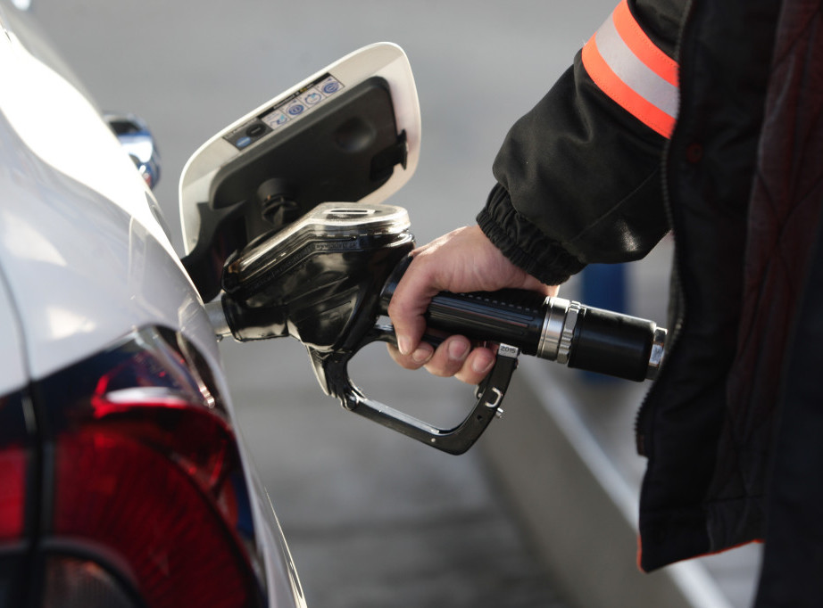 Crna Gora: Od ponoći skuplji dizel, dok je cena benzina nepromenjena