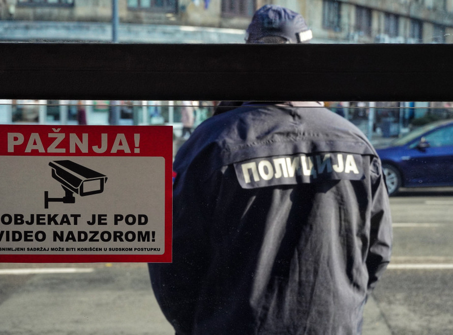 OJT: Zadržan osumnjičeni da je remetio javni red u pekari u Beogradu i povredio radnicu